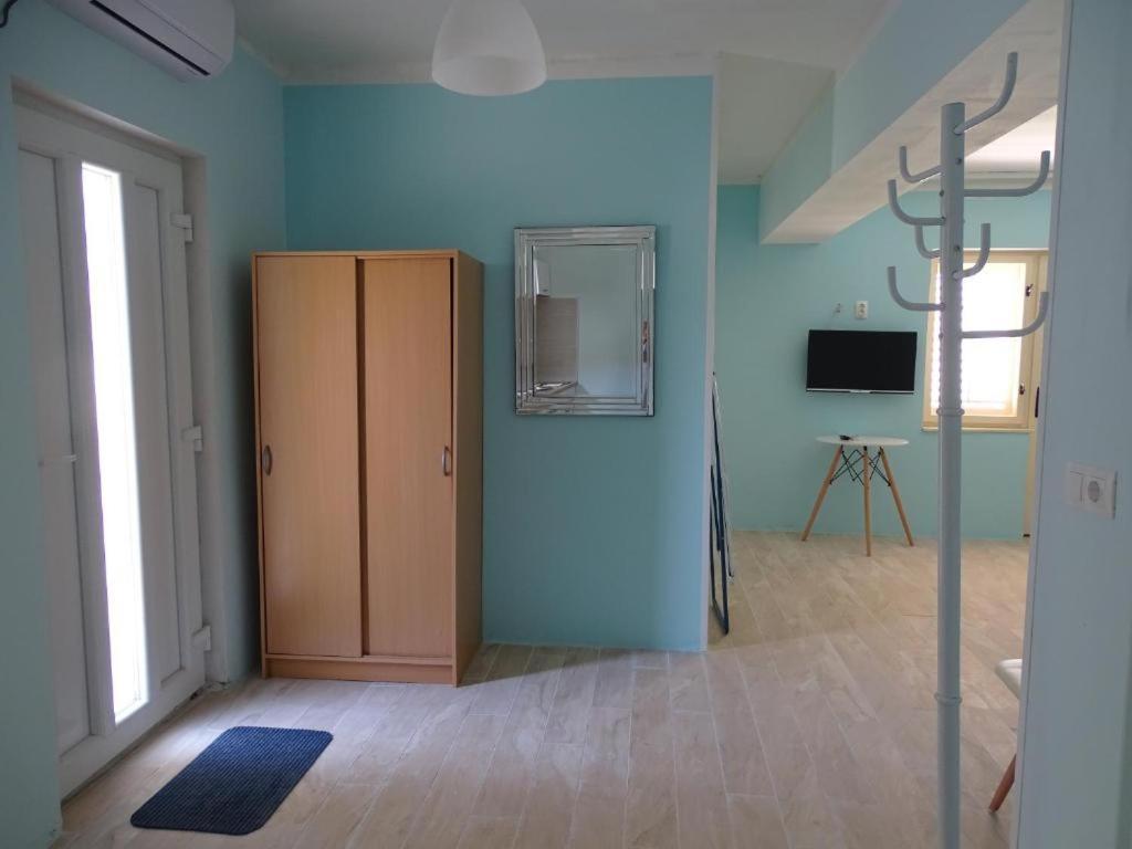 Apartments Losinj มาลีโลชินจ์ ภายนอก รูปภาพ