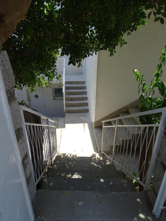 Apartments Losinj มาลีโลชินจ์ ภายนอก รูปภาพ