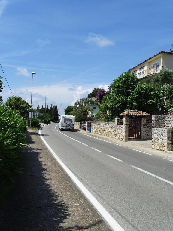 Apartments Losinj มาลีโลชินจ์ ภายนอก รูปภาพ