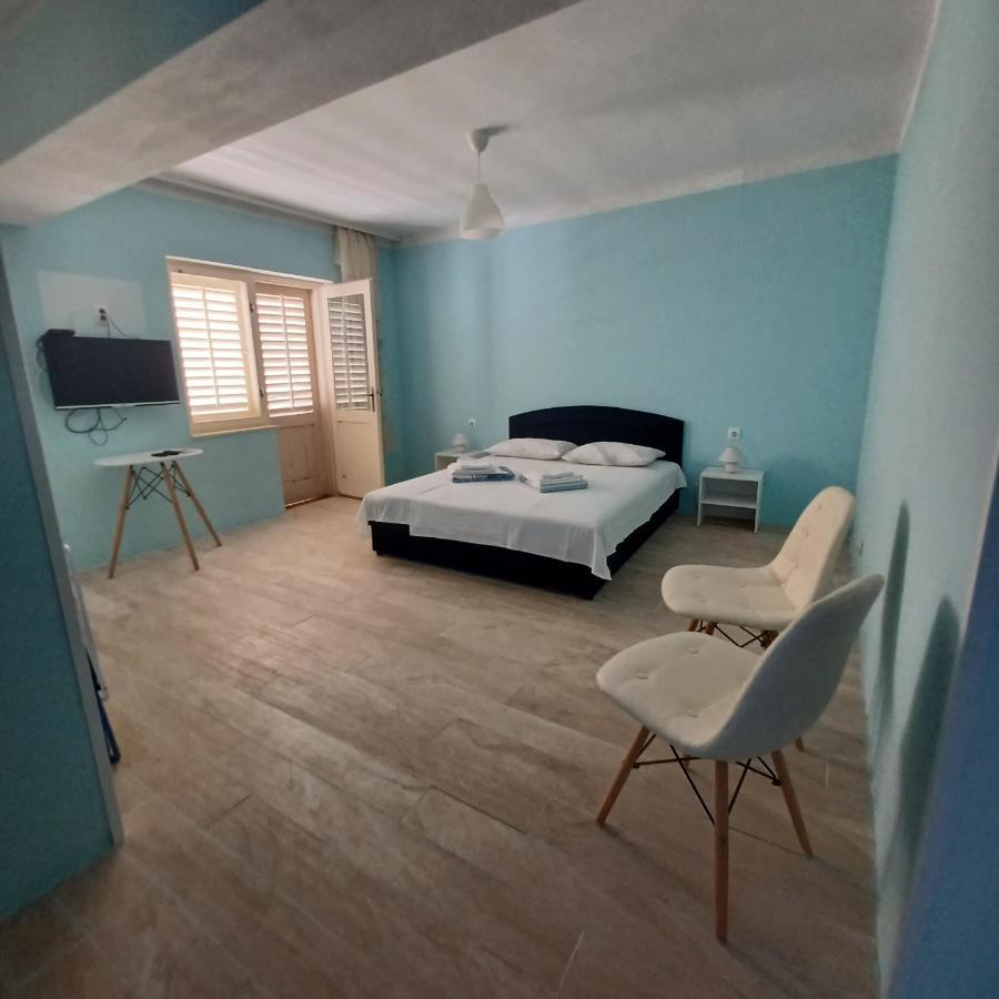 Apartments Losinj มาลีโลชินจ์ ภายนอก รูปภาพ