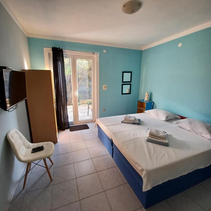 Apartments Losinj มาลีโลชินจ์ ภายนอก รูปภาพ