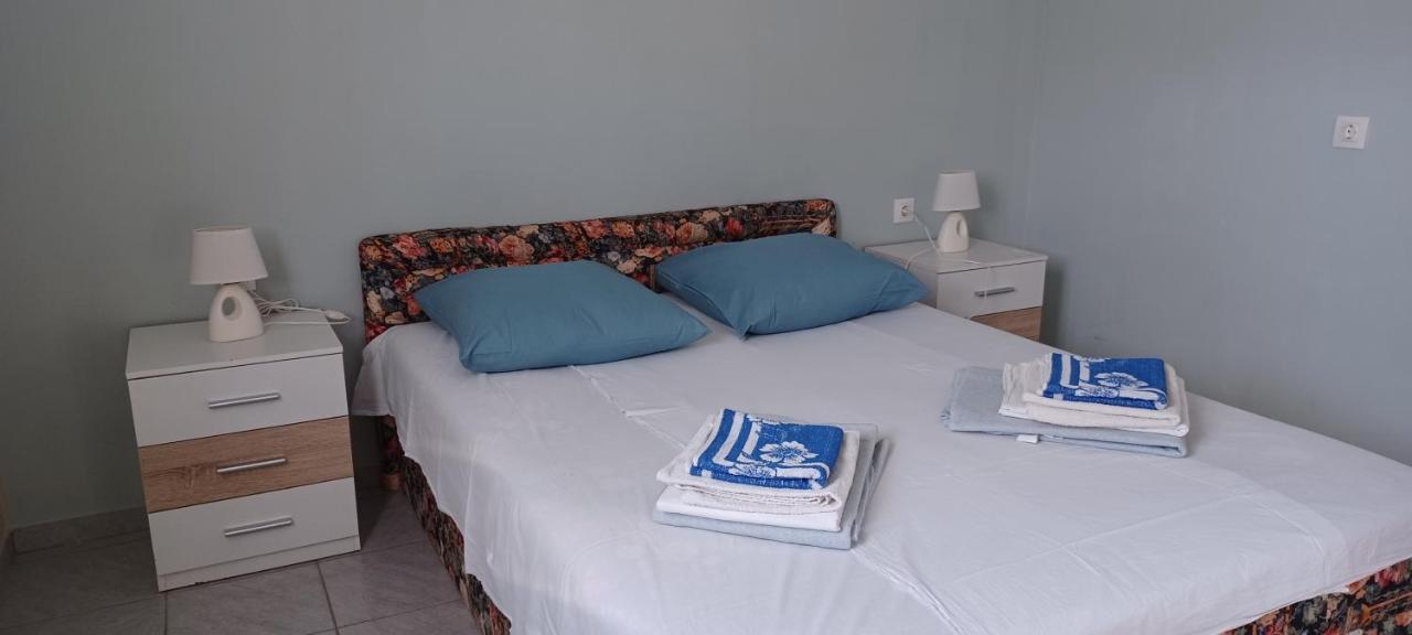 Apartments Losinj มาลีโลชินจ์ ภายนอก รูปภาพ