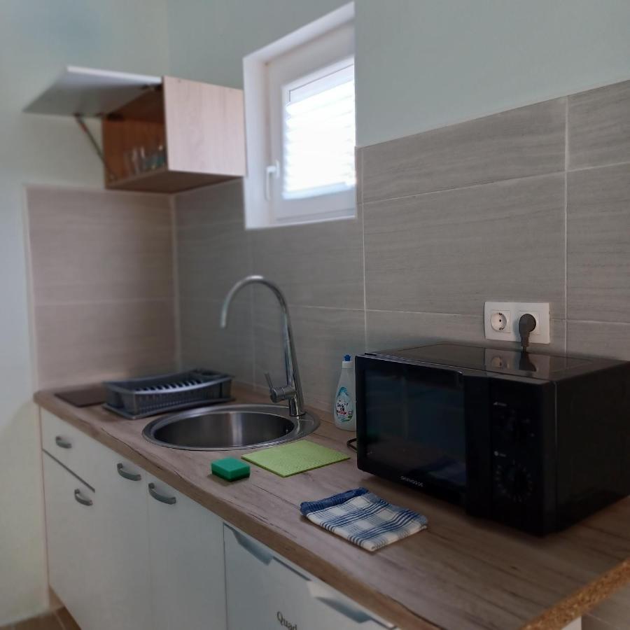 Apartments Losinj มาลีโลชินจ์ ภายนอก รูปภาพ