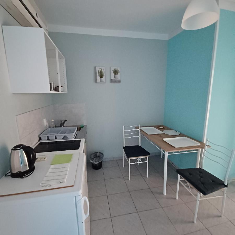 Apartments Losinj มาลีโลชินจ์ ภายนอก รูปภาพ