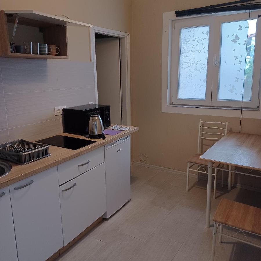 Apartments Losinj มาลีโลชินจ์ ภายนอก รูปภาพ