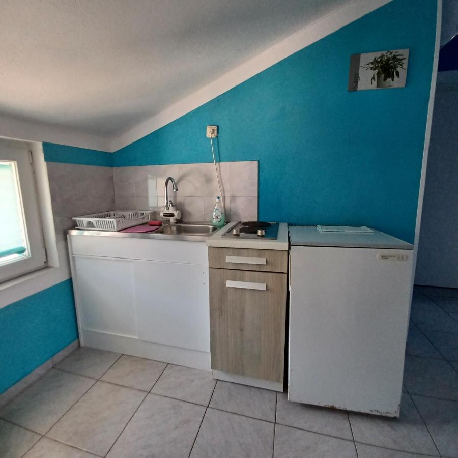 Apartments Losinj มาลีโลชินจ์ ภายนอก รูปภาพ