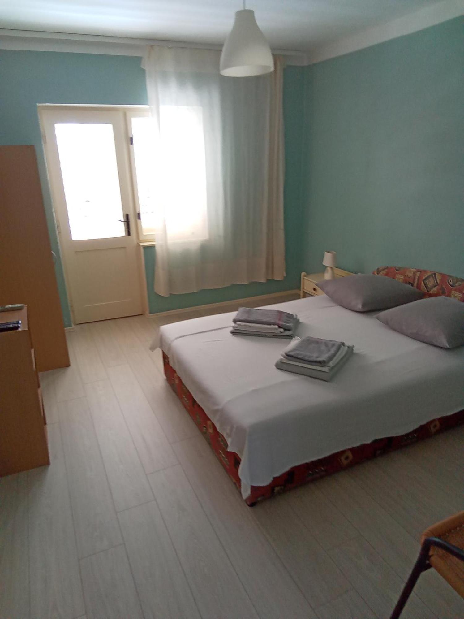Apartments Losinj มาลีโลชินจ์ ภายนอก รูปภาพ